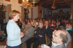 L’assessore Martha Stocker durante l’incontro presso l’Ospedale di San Candido