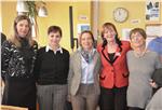 Il Laboratorio protetto “Hope”, in viale Druso,205 a Bolzano dà lavoro a 12 persone in difficoltà e produce tappeti artigianali in cotone