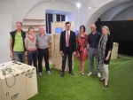 Von links nach rechts: Markus Breitenberger (AVS), Johanna Platzgummer (Naturmuseum Südtirol), Georg Simeoni (Präsident AVS), Vito Zingerle (Direktor Naturmuseum), Judith Egger (AVS), Stefan Illmer (Projektleiter AVS), Karin Dalla Torre (Direkt