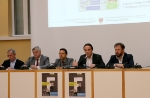 Tratan la presentaziun da incö dla Fiera "Futurum 2014" (d.m.d.): le diretur de repartiziun Günther Andergassen, l’assessur Florian Mussner, l’assessur Christian Tommasini, l’assessur Philipp Achammer y le presidënt dl LVH Gert L