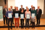 La premiazione dei progetti selezionati, presenti tra gli altri il presidente Kompatscher e l’assessore Schuler (Foto USP/Tumler)