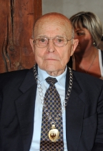 Grande Ordine di merito: Ludwig Steiner con l’onorificenza della Provincia consegnatagli nel 2008