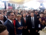 Kompatscher ha accolto la cancelliera Merkel e il premier Renzi allo stand altoatesino a EXPO 2015