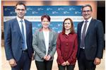 Gruppenbild vom Mediengipfel: (v.re.) Arno Kompatscher, Esther Mitterstieler, Sonja Ledl-Rossmann und Markus Wallner. Foto: pro media Kommunikation /APA-Fotoservice/F. Lechner