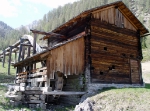 Mittwochs bietet das Museum Ladin geführte Wanderungen ins Mühlental an (FOTO:Museum Ladin)