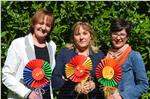 Landesrätin Martha Stocker (l.) hat anlässlich des Frühlingsfestes das Landeskleinkinderheim besucht.